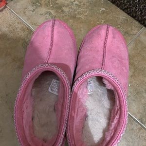 Pink Ugg slip on